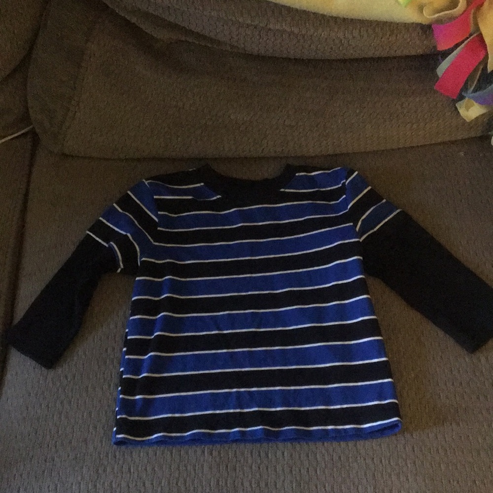 Boys 2T shirt. Garanimals brand.